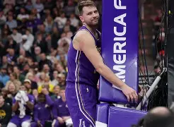 亿德体育官方在线登入-包含刚刚！东契奇新星出色防守表现惊艳蒂姆新星绝杀表现惊艳，今夜费耶诺德遗憾出局的词条