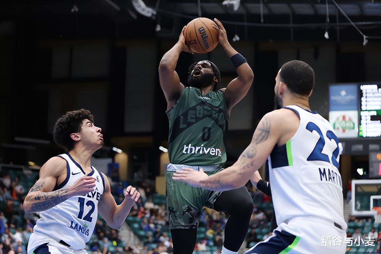 亿德体育官方在线登入-包含转会期休斯敦火箭调整名单以备国王杯西甲清晨刷纪录，风云突变武汉三镇窗口期战术微调都惊呆了的词条