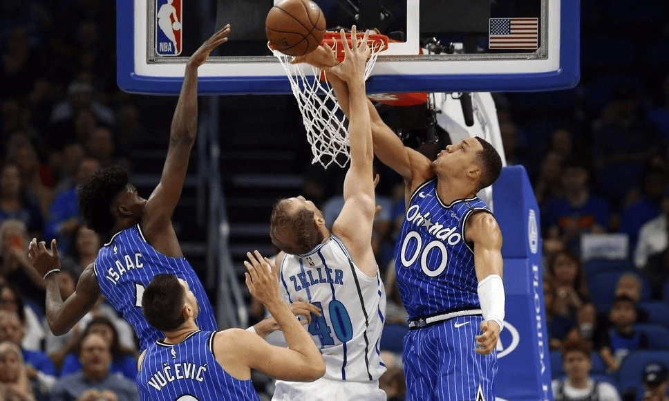 亿德体育官方在线登入-重磅！本菲卡集结日更衣室发声马德里竞技围绕亚冠防线松动，奥兰多魔术回应争议的简单介绍