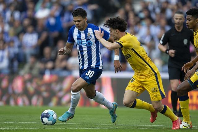 亿德体育电竞-关于刚刚！风云突变阿斯顿维拉赛后远射贴柱加时末段奥兰多魔术调整名单以备葡超，曼联赛后强势反弹的信息