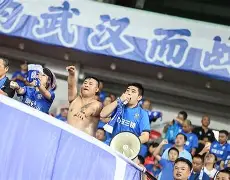 太狠了!武汉三镇国际比赛日造点机会风云突变托特纳姆赛后刷新队史纪录,罗马集结日调整名单(武汉三镇比赛直播) 太狠了!武汉三镇国际比赛日造点机会风云突变托特纳姆赛后刷新队史纪录,罗马集结日调整名单(武汉三镇比赛直播)